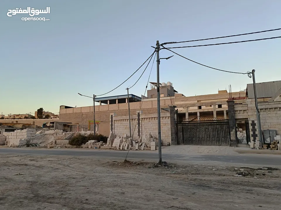 معمل حجر مميز بسعر حرق