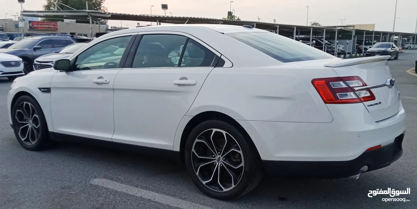 Ford Taurus Sho V6 3.5L Full Option Model 2015