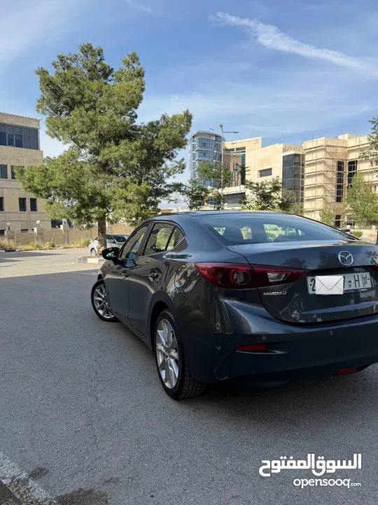 Mazda 3 2018