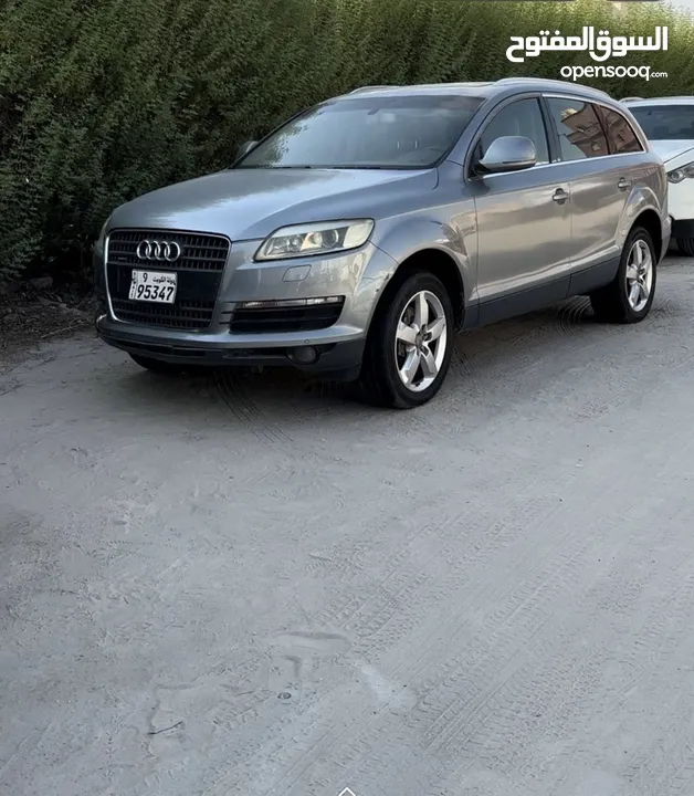 للبيع اودي مديل 2008 Q7 نظيف جدا مكينه غير شاصي مافيهم شي تحتاج فقط سفايف السعر650