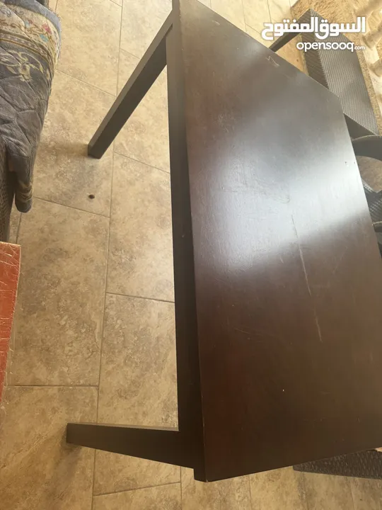 طاوله للبيع حديقه