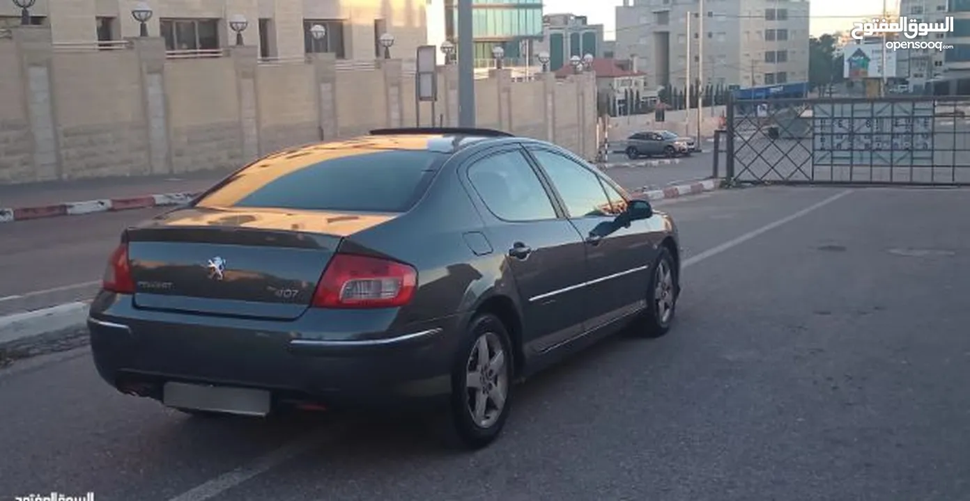 بيجو 407 سنة 2010 مع فتحة..نخب اوتوماتيك