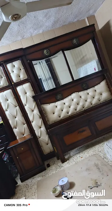 غرفه نوم للبيع الموقع اربد الحصن معها فرشه هديه