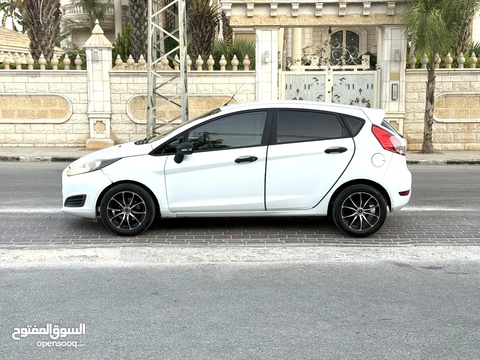 فورد فيستا2016