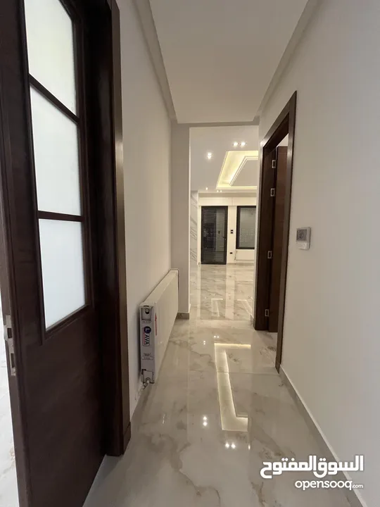 شقة للبيع في ضاحية النخيل بتشطيبات مميزه
