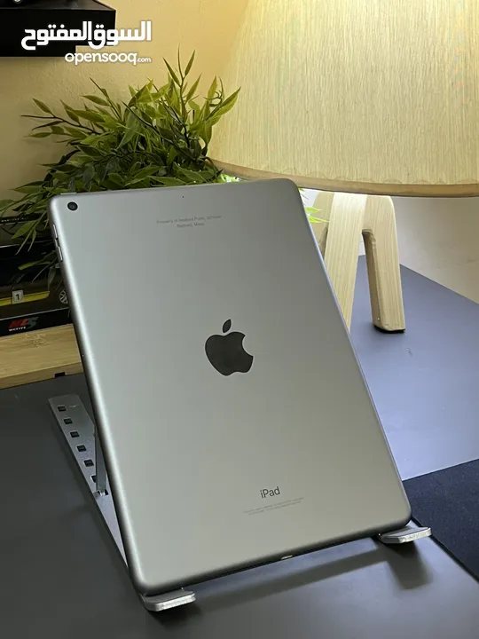 iPad 5 Gen - for Sale - perfect condition with no scratch brand new