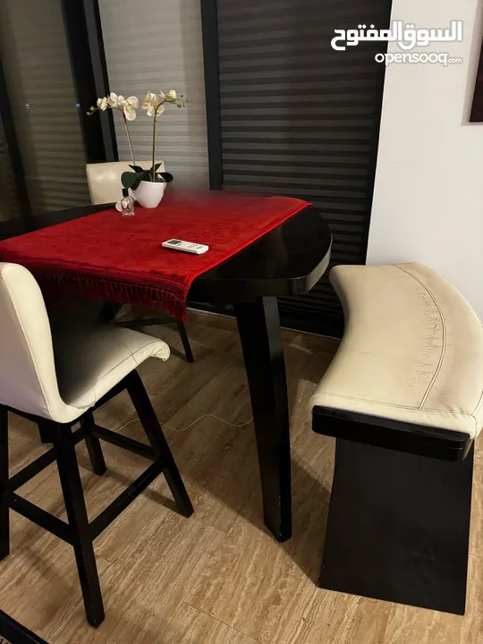 DINING TABLE SET