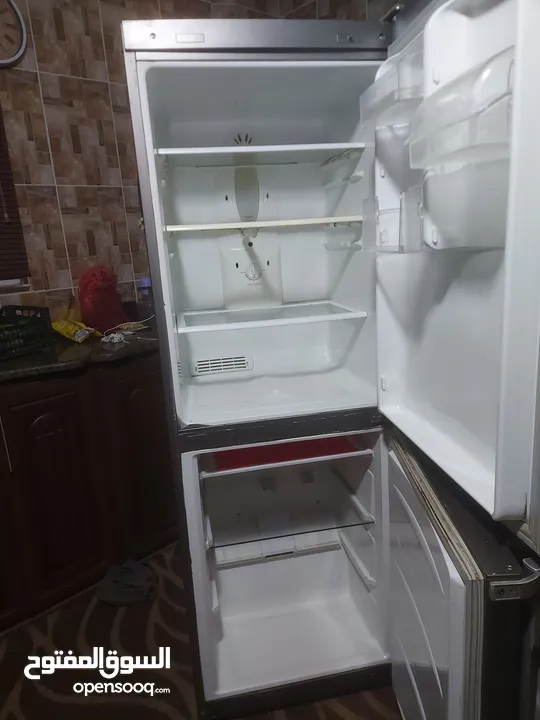 ثلاجه  بسعر حرررق