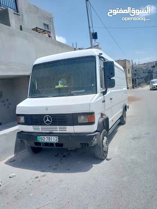 فان مرسيدس بنز