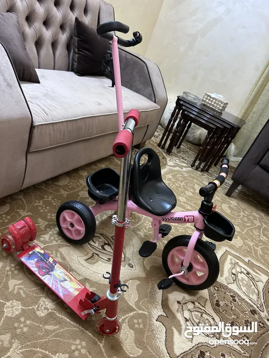 بسكليت وسكوتر وخيمة بحالة ممتازة متل الجديد
