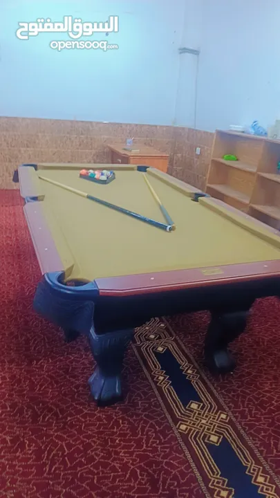 طاولة بلياردوا استعمال بسيط في حالة الوكالة..7.5 قدم....