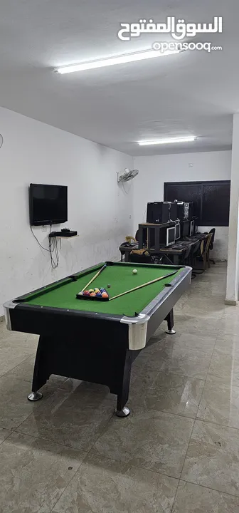 محل كمبيوترات للألعاب بحاله جيده بسعر طري
