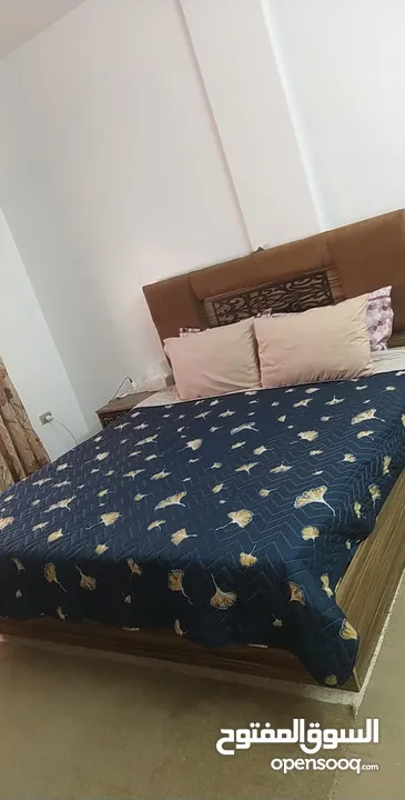 غرفة نوم استعمال عرسان خشب. لامينيت تركي