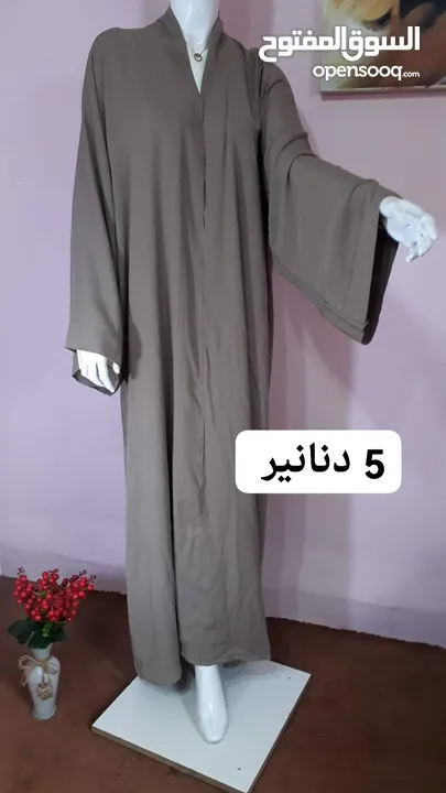 فساتين وعبايات خليجيه مستعمله