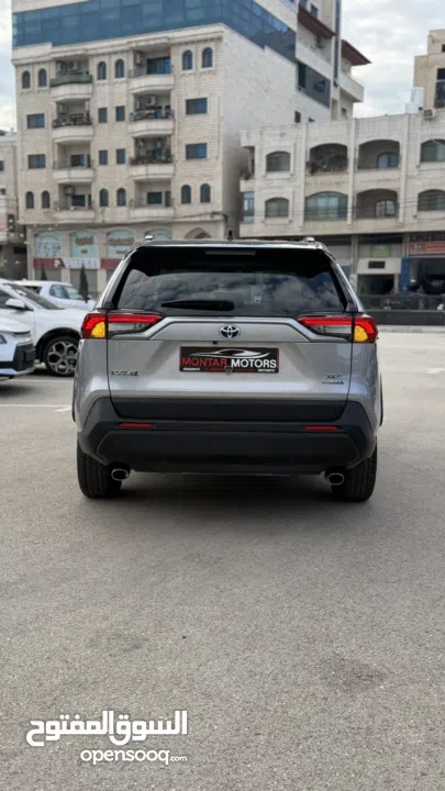 تويوتا RAV4 ترخيص 2023 محرك 2500 هايبرد  جير أوتوماتيك 296 حصان