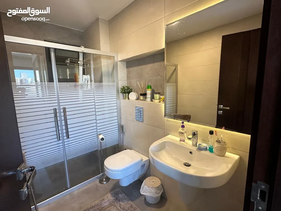 شقة مفروشة للايجار في عبدون  ( Property 38244 ) سنوي فقط