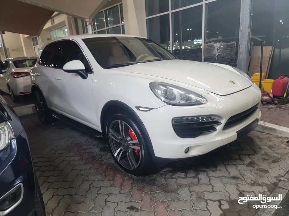 2011 porsche cayenne S Gcc Specs