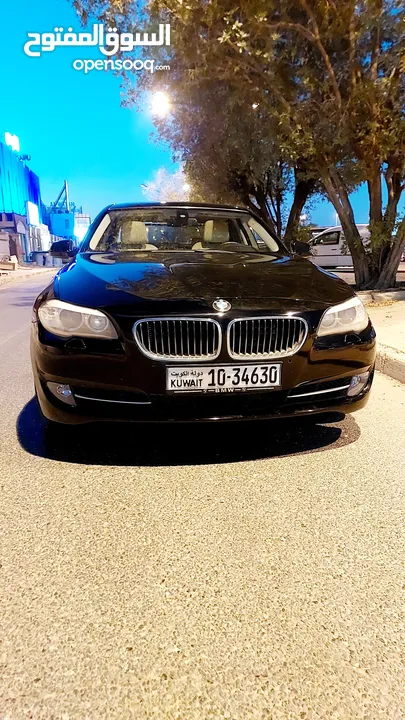 bmw 535i  2011 182km أعلى درجة بالمواصفات لون مميز بحالة فوق الممتازة