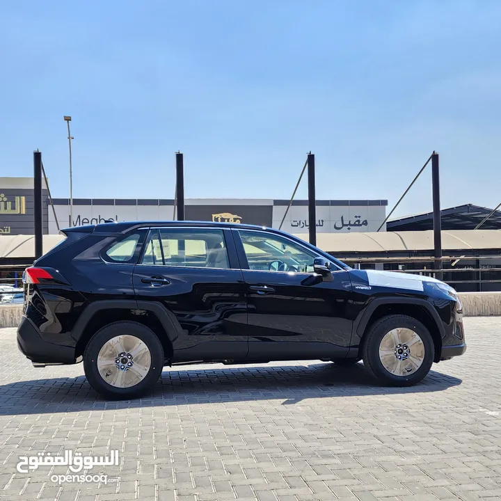 TOYOTA RAV4 LE 4X2 HYBRID -2024  تويوتا راف فور  2024-صنع ياباني