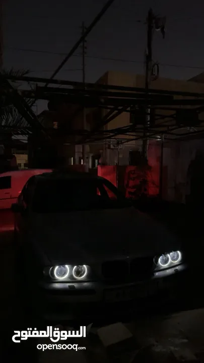 Bmw E39 525ia 2002موديل