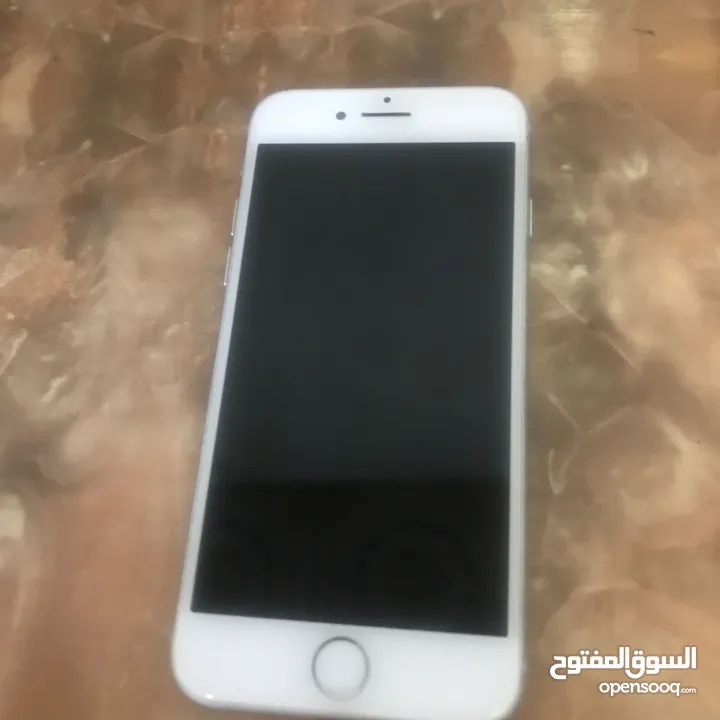 ايفون 8للبيع