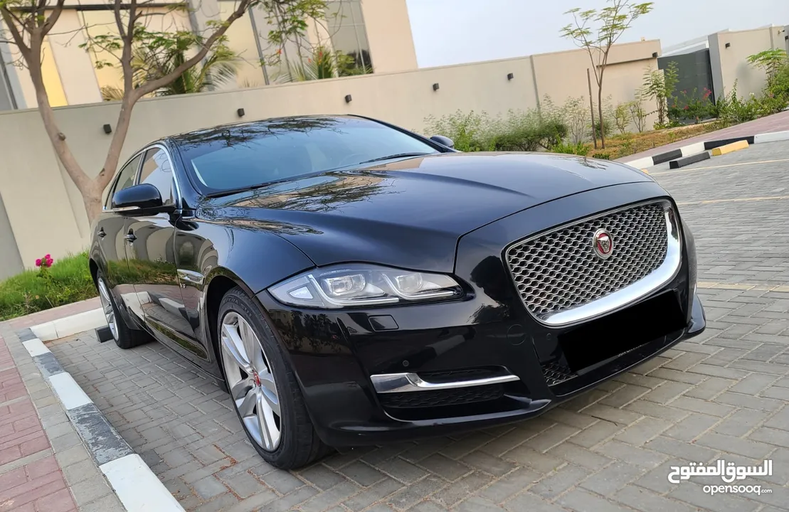 Jaguar XJL 2016, 3.0 Supercharged Engine, GCC, TOP OF THE LINE