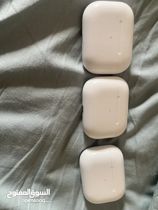 3 Airpod pros used maybe working