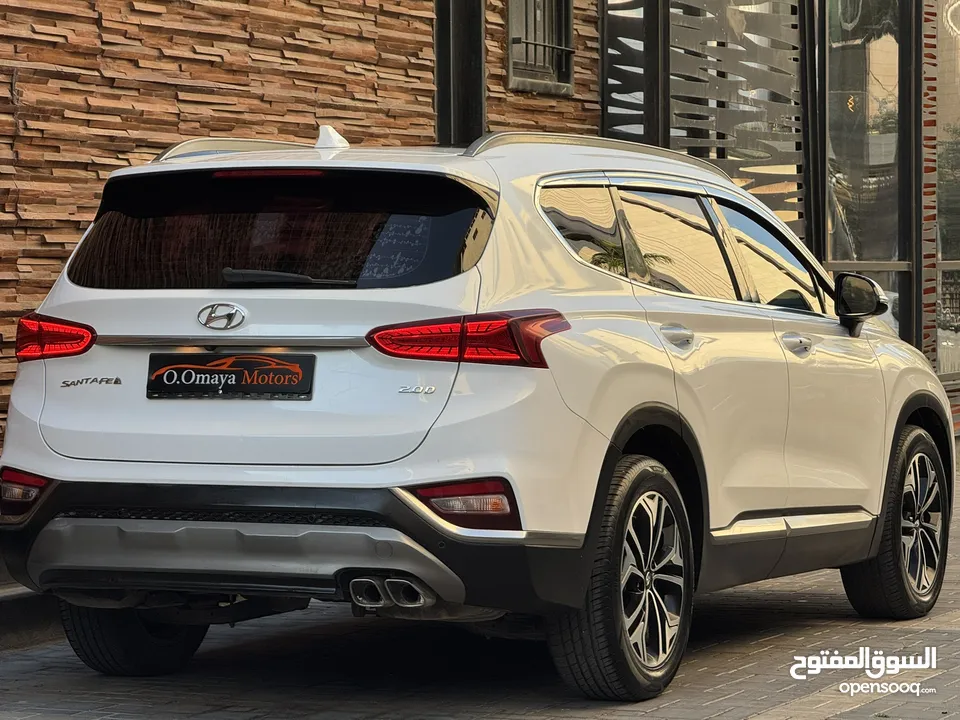 فرصة نادرة – Hyundai Santa Fe بانوراما  (6+1 مقاعد أصلية) One Million ،فحص نخب و عداد قليل أصلي