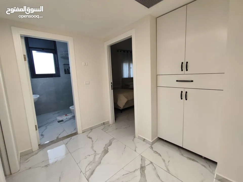شقة راقية جديدة مفروشة للايجار في الطيرة