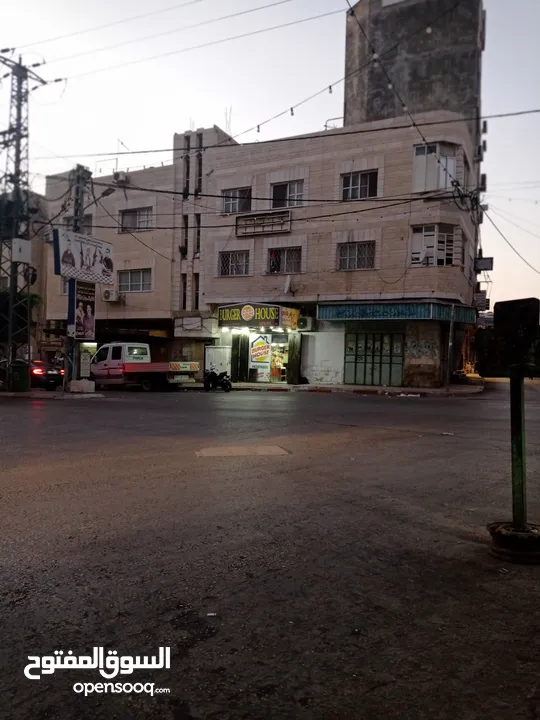 مطعم وجبات سريعه وعصائر  للضمان او البيع كامل المعدات