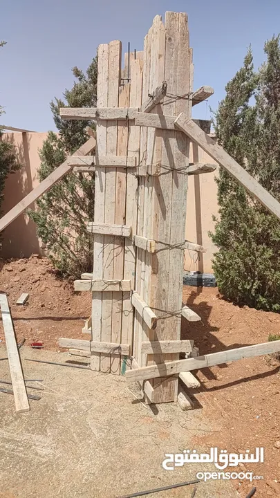 المعماري لتنفيذ جميع اعمال الطوبار والحجر وكحلة الحجر،والصيانة العامة