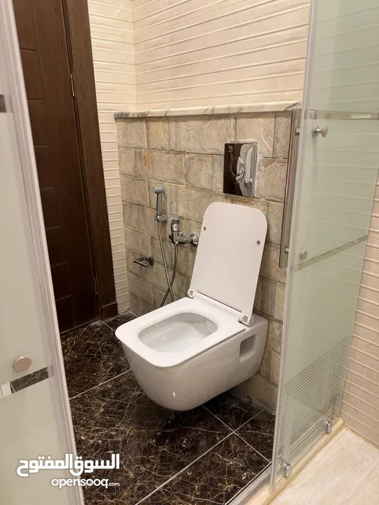 شقة مفروشة فاخرة للإيجار السنوي مباشرة من المالك – أم السماق / خلدا Furnished Luxury apartment