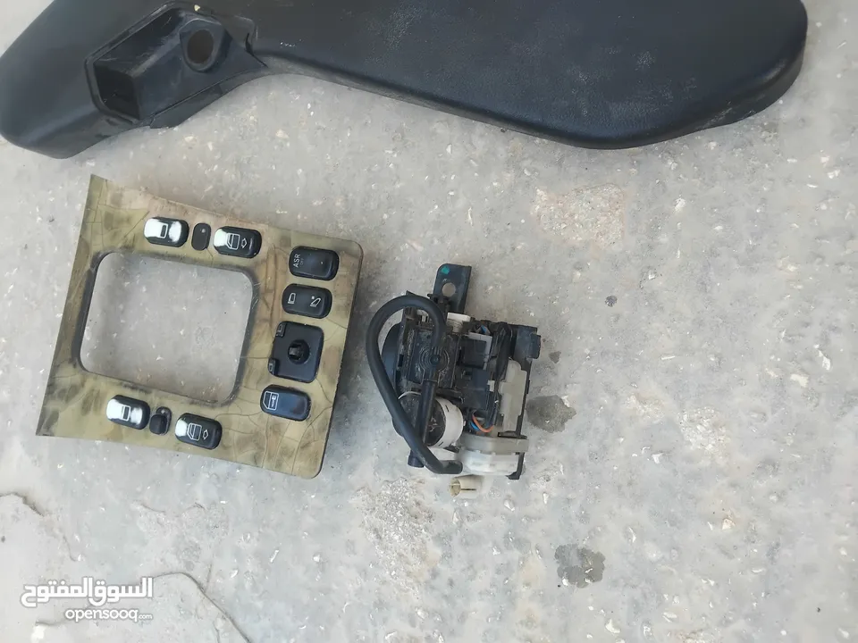 غرفة مارسيدس97 كراسي وبطانات ابواب