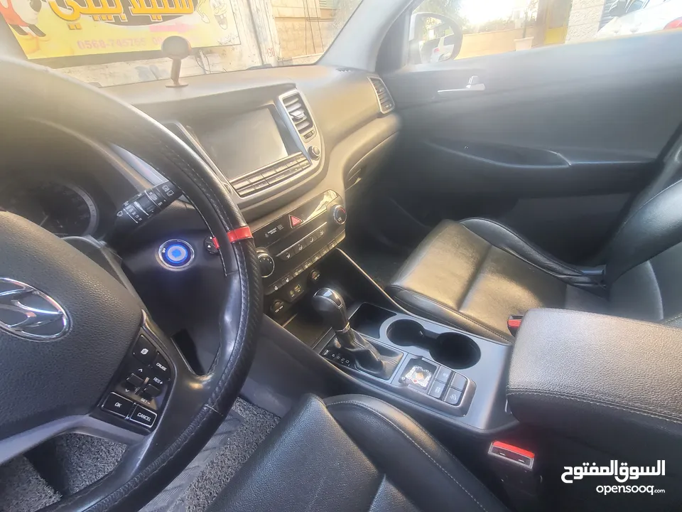 هيونداي توسان ترخيص 2017 بحالة الوكالة بسعر حرق