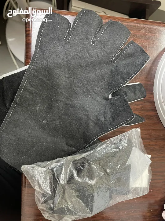 عدة جل كلر واكستنشن للبيع الوان مختلفه جل كلر  واحجام مختلفة واجهزه ومستلزمات صالونات للشعر  وهديه ع