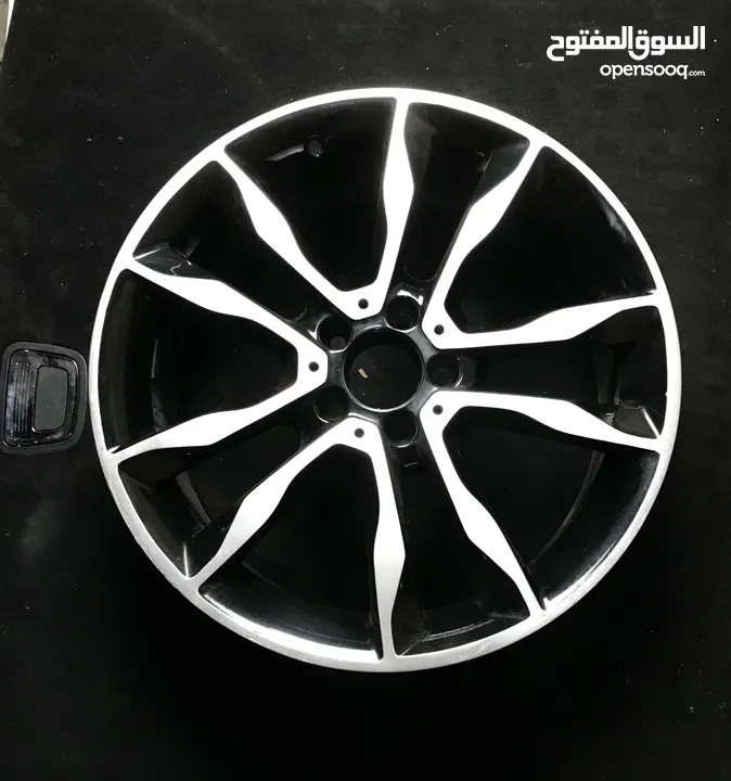 طاوات مرسيدس وكالة عدة اشكال