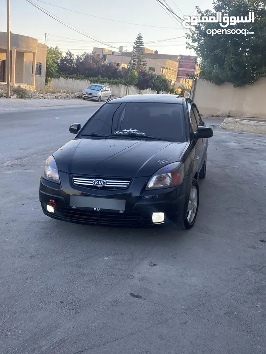 كيا برايد فتحة سقف بنزين 1600اوتماتيك