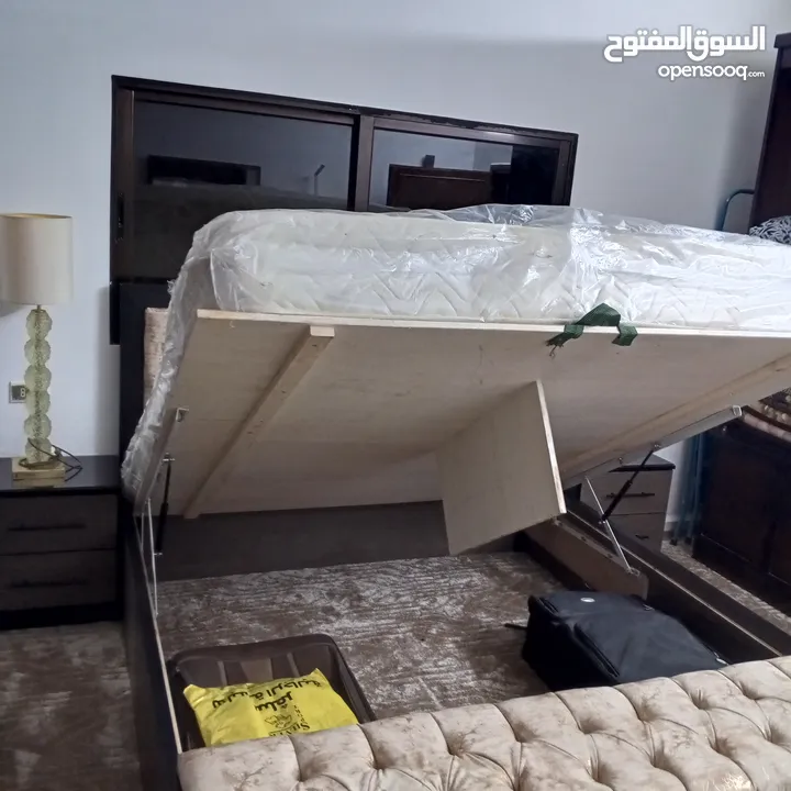 تفصل كافة غرف نوم