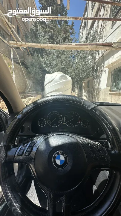 Bmw E39 525ia 2002موديل
