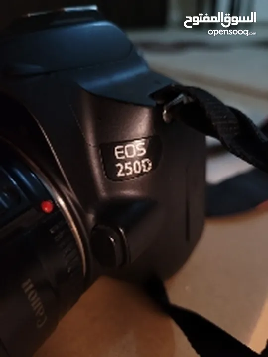 كاميرا كانون 250d شبه جديدة استعمال خفيف