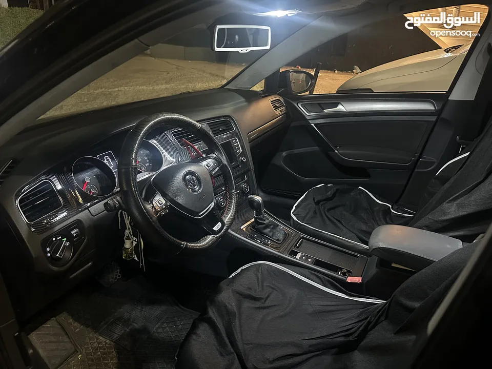 Golf MK7 للبيع كاش