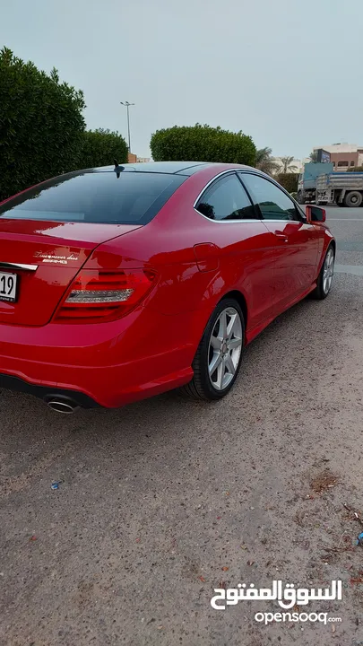 مرسيدس كوبيه C350 /180km بحالة فوق الممتازة سيرفيس منتظم حتي الآن