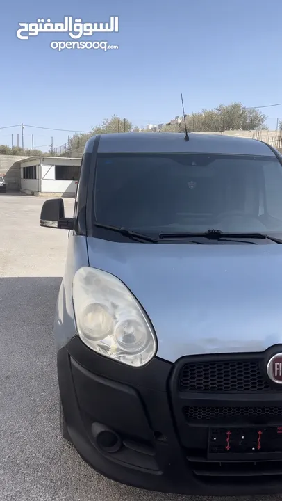 فيات دوبلو 2011 / ماطور 2000 سيسي تيربو / 7 مقاعد اصلي / عداد 80 الف كيلو / ايد اولى