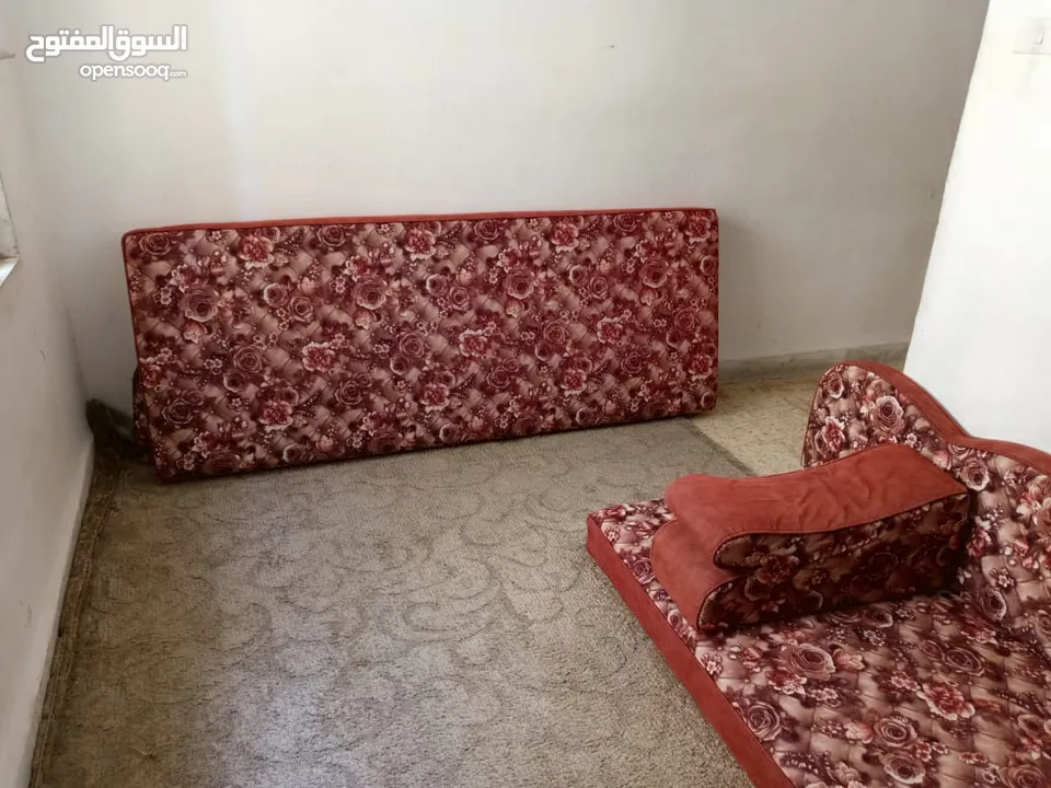 مجلس للبيع