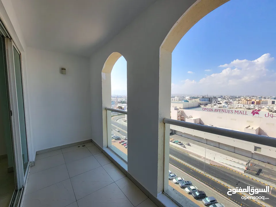 Luxury Apartment in grad mall   -   شقة فاخره في جراند موال مع اطلاله بحرية مميزة