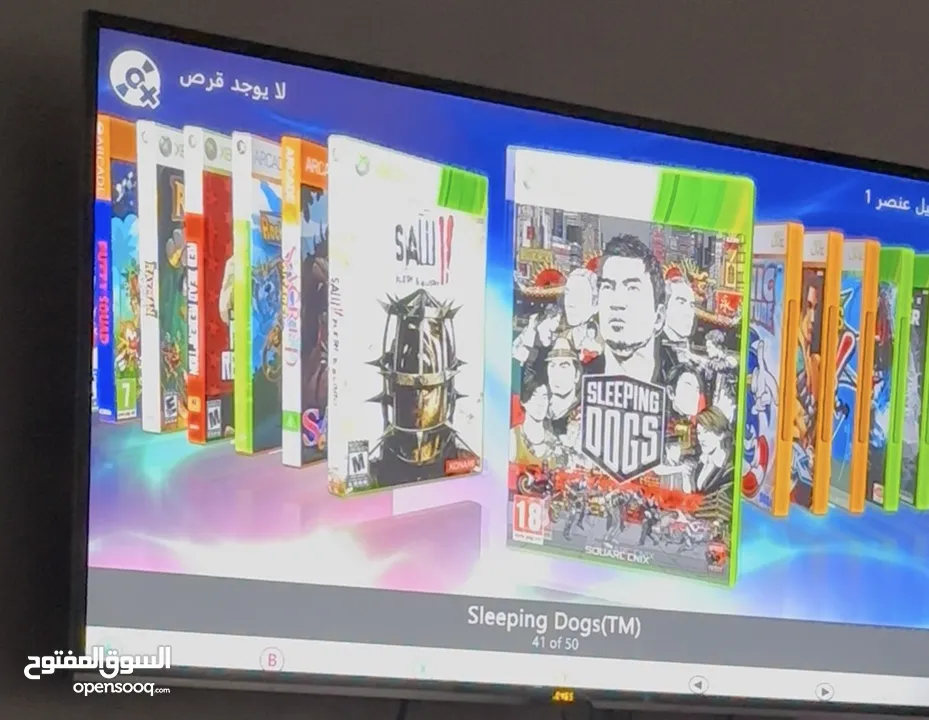 XBOX 360 بحاله جيده للبيع بسعر مغري الجهاز ذاكره عاليه موجود عليه مكتبة العاب كامله موضحه بالصور معه