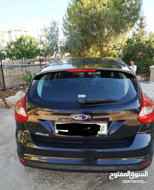 فورد فوكس موديل 2014 هاتشباك