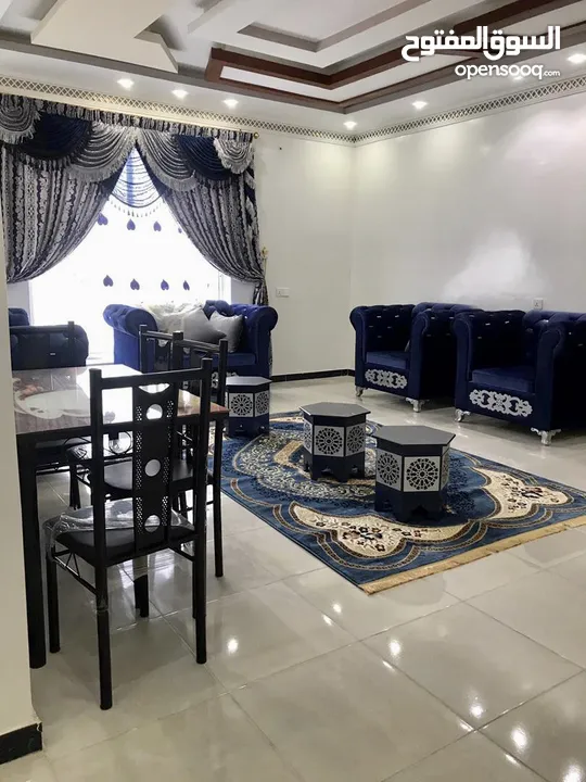 شقة مفروشة ملكي في عمارة سكنية حديثة للايجار