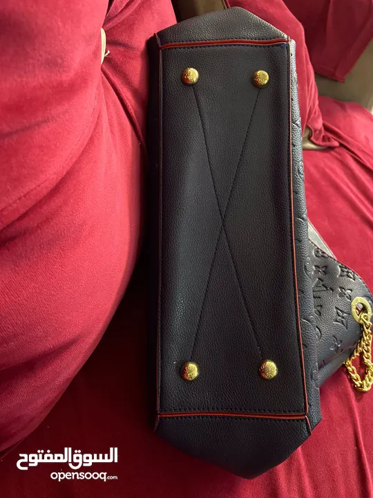 شنتة لويس فيتون Louis Vuitton مستعمل بحال الوكالة