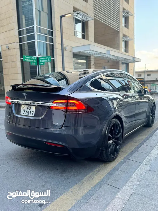 من المالك Tesla Model X 100D 2018
